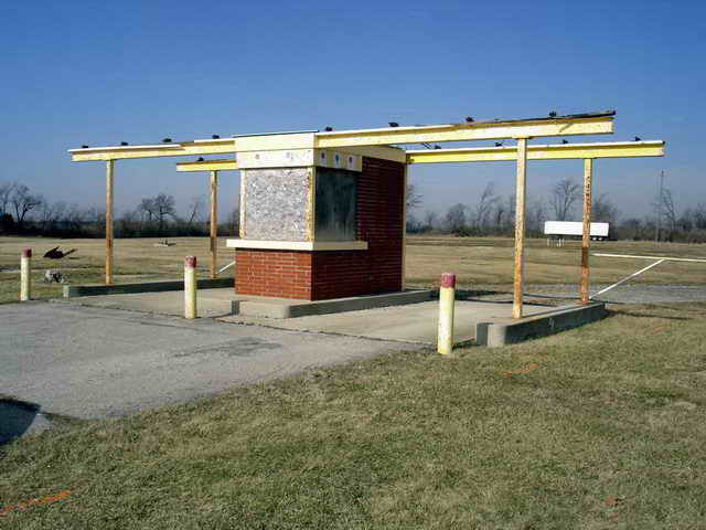 Ridgeway Drive-In - 2006 Photo
